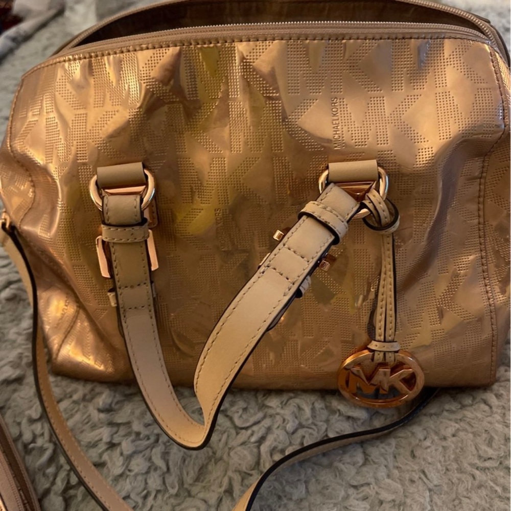 Michael Kors metallic rose gold purse & wallet
